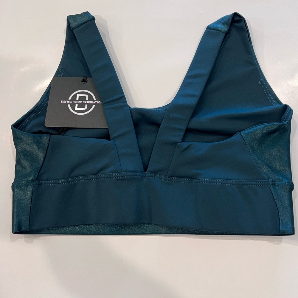 DYI Define Your Inspiration green high shine sports bra activewear x sma… - Picture 2 of 8